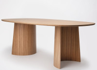 Table design et de qualité en chêne 2 tailles - Ginger Ondarreta
