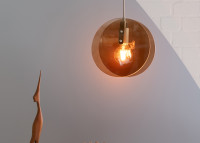 Suspension originale en verre ambre ou marron Toledo - It's About Romi