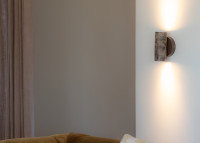 Applique moderne en marbre blanc sable marron Tivoli - It's About Romi