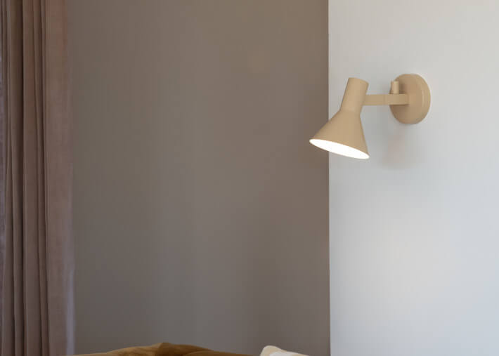 Applique orientable design beige ou gris...