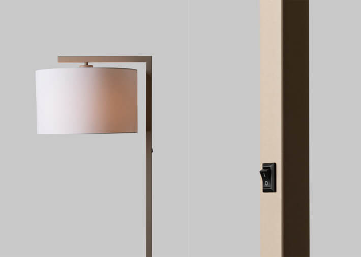 Lampadaire design taupe et abat-jour 4 coloris...