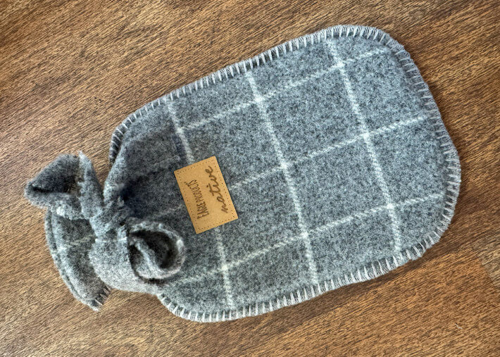 Bouillotte Franz en laine mérinos à carreaux gris Eagle Products