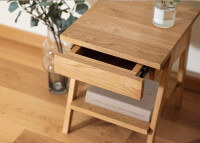 Table de chevet 1 tiroir en bois de chêne - Piko par Szyszka Design