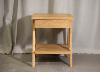 Table de chevet 1 tiroir en bois de chêne - Piko par Szyszka Design