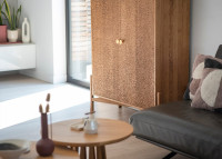 Commode 2 portes en bois de chêne - Pino par Szyszka Design