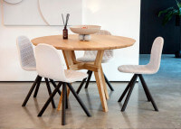 Table ronde en chêne naturel 3 tailles Piko par Szyszka Design