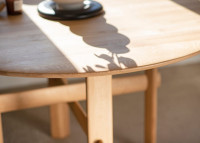 Table de repas ronde en chêne  3 tailles - Olio par Szyszka Design