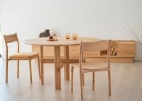 Table de repas ronde en chêne  3 tailles - Olio par Szyszka Design