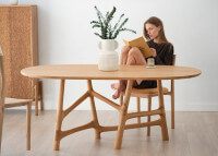 Table de repas en chêne ou noyer 9 tailles - Imelo par Szyszka Design