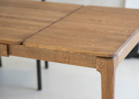 Table de repas extensible en chêne 8 tailles Filo par Szyszka Design