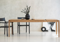 Table de repas extensible en chêne 8 tailles Filo par Szyszka Design