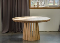 Table ronde fixe ou extensible en chêne - Sole par Szyszka Design