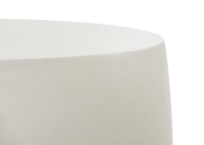 Table d'appoint en béton blanc crème - Ikaria...