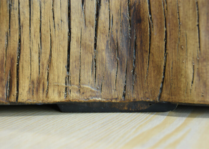 Table béton effet bois avec brasero à gaz...