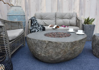 Table originale effet pierre avec braséro gaz intégré Boulder Elementii