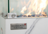 Cheminée d'extérieur gaz en béton blanc ou noir - Yukon par Elementi