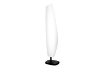 Lampadaire design forme de voile de bateau Blanca par Vondom