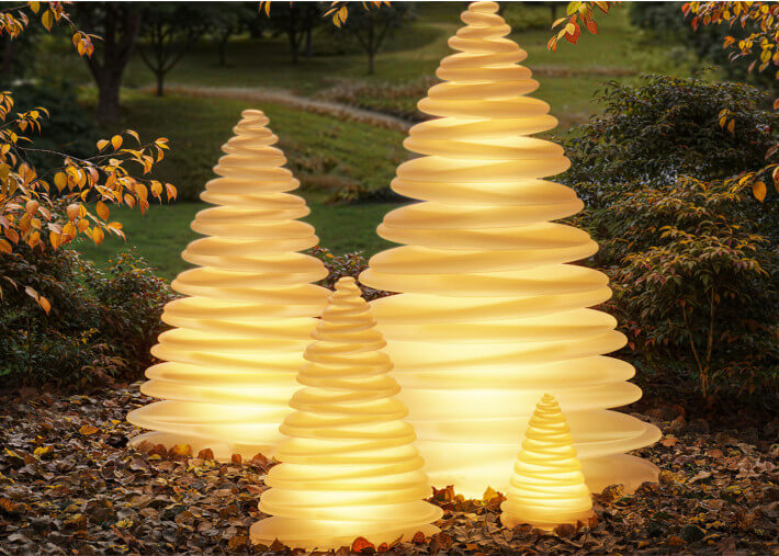 Sapin de noël lumineux design - Chrismy par Vondom