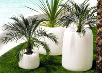 Pot intérieur extérieur en polyethylene 15 couleurs - Organic Vondom
