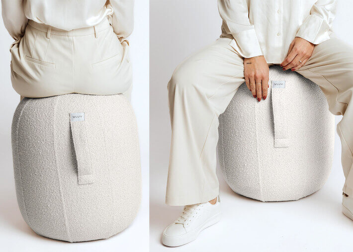 Pouf tendance en tissu bouclé beige Kapsul Diva...
