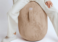 Pouf ergonomique en velours 5 coloris 2 tailles Kapsul Vlip – Vluv