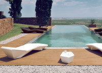 Table d'appoint d'extérieur avec espace boisson intégré Faz par Vondom