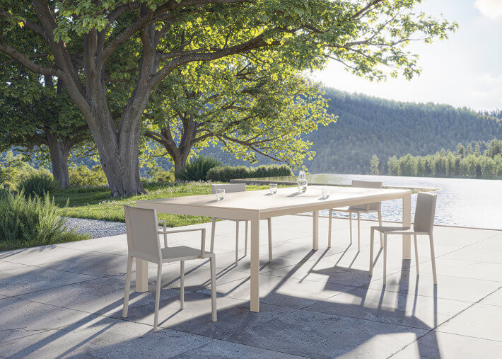 Table de repas design en aluminium et HPL 3...