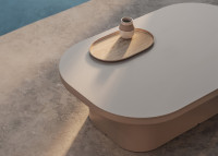 Table basse design en polyéthylène par Ramon Esteve - Luna Vondom