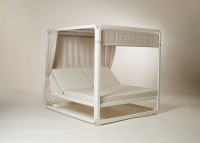 Daybed baldaquin design en alu et toile nautic - Ibiza par Ezpeleta