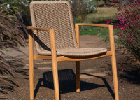 Set de 2 fauteuils en teck et résine tressée - Delta par Garden Art