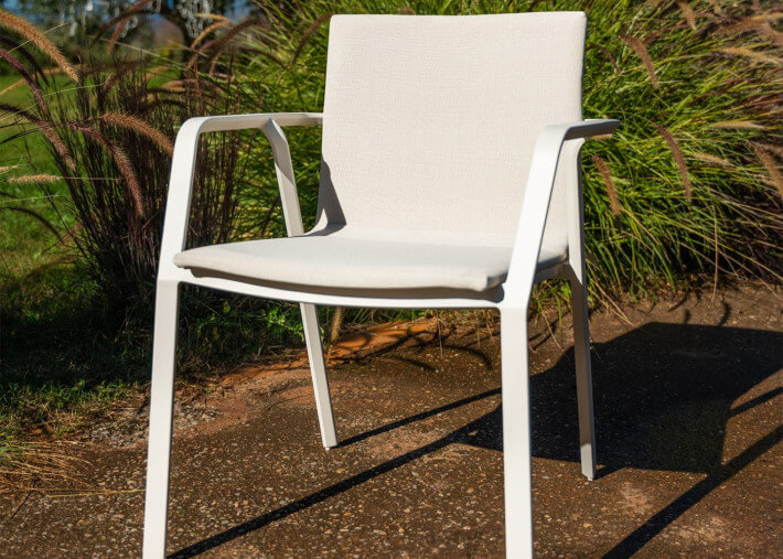 Set de 4 fauteuils de jardin en aluminium et...