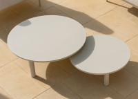 Table basse en aluminium beige 2 tailles - Orion par Garden art