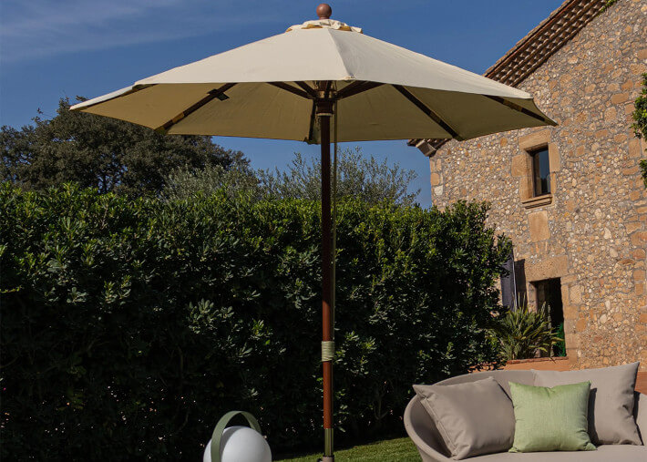 Parasol rond en bois et toile beige D 250 ou...