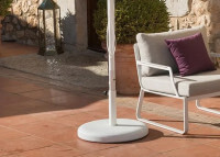 Socle de parasol en béton blanc + tube avec réducteur Otros Garden Art