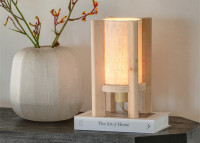 Lampe à poser design en bois d'aulne - Corsica par Good and Mojo