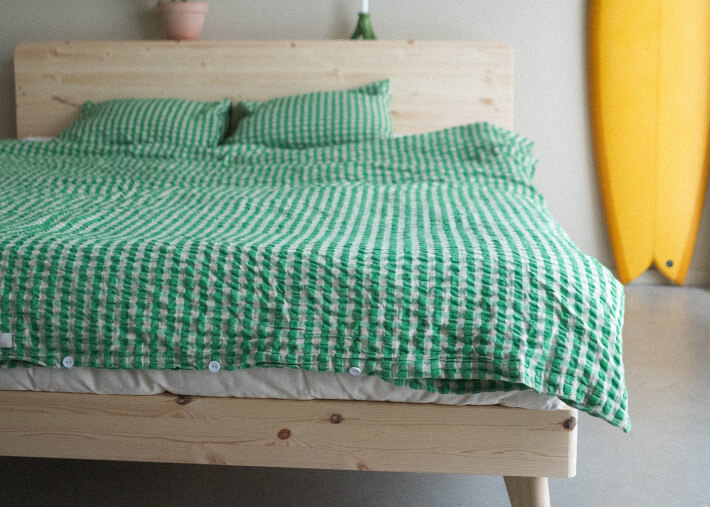 Sommier avec tete de lit 3 tailles 2 coloris...