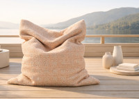 Coussin de sol d'extérieur rose - Lara par Angel des Montagnes