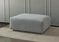 Pouf design et confortable 110x102 - Ingvar par Scandinavian Upholstery