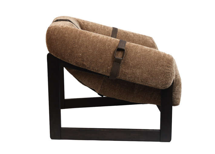 Fauteuil en tissu marron et bois de frêne Emile...