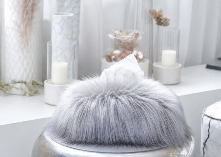 Couvre boite a mouchoirs fausse fourrure...