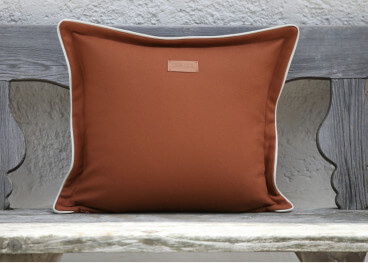Coussin en laine 4 coloris – Basic Catia Luca 2