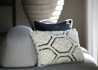 Coussin en fausse fourrure 2 coloris – Sheep Catia Luca