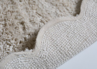 Tapis enfant ovale blanc naturel – Marisa Nattiot