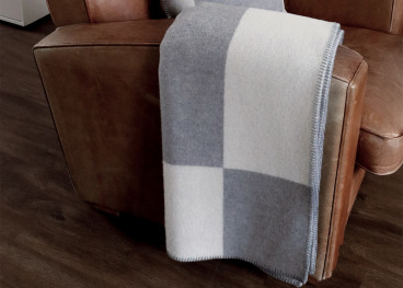 Plaid Manchester en laine d’agneau ultrafine – Eagle... 2