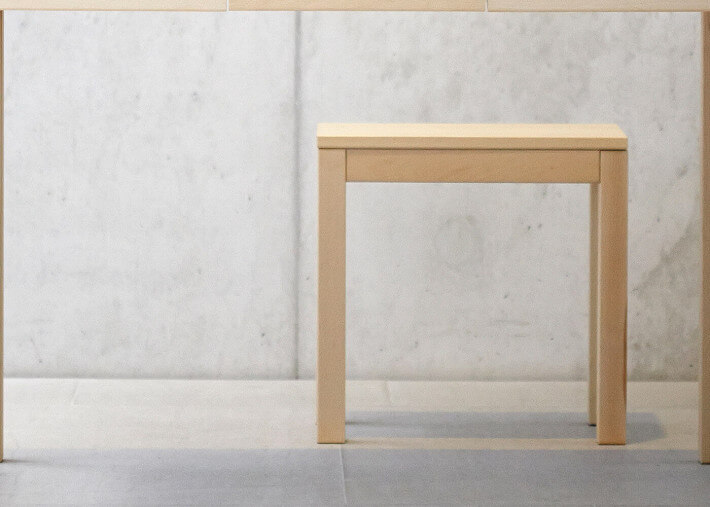 BANC DESIGN EN HETRE NATUREL HUILE VENDU PAR 2 - DIM 55x31x46 CM - HAYA PAR JANKURTZ