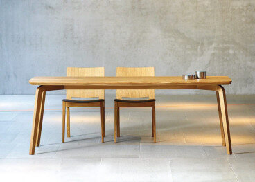 SET DE 2 CHAISES DE TABLE OU 2 FAUTEUILS DE TABLE EN CHENE MASSIF ET ASSISE EN LAINE - DESIGNER TOM KELLEY - KELLEY PAR JANKURTZ 2