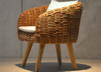 FAUTEUIL FORME CRAPAUD EN ROTIN SYNTHETIQUE POUR INTERIEUR EXTERIEUR COLORIS MIEL - SPRINGFIELD PAR JANKURTZ