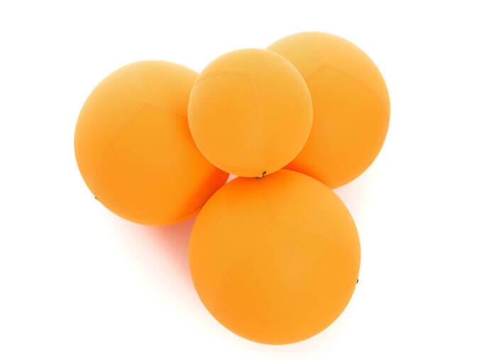 ASSISE ORIGINALE 3 PLACES COMPOSEE DE BALLES CONFORTABLES - 36 COULEURS - BALL MODULAR PAR LINA FURNITURE