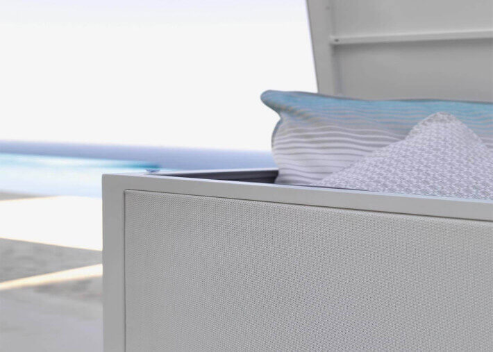 MALLE DE RANGEMENT INTERIEUR EXTERIEUR BLANC OU TAUPE - BOX PAR TALENTI