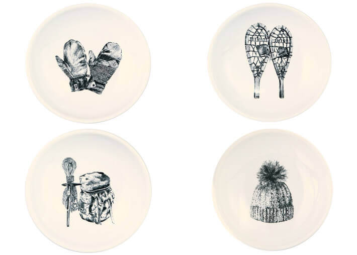 SET DE 4 COUPELLES THEME MONTAGNE ET SKI  MEGEVE PAR ANGEL DES MONTAGNES